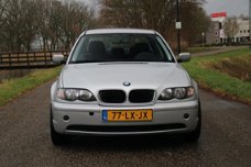 BMW 3-serie - 316i Black & Silver | 18 inch Lichtmetaal | APK