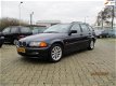 BMW 3-serie Touring - 318i Executive - 1 - Thumbnail