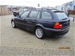 BMW 3-serie Touring - 318i Executive - 1 - Thumbnail