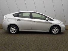 Toyota Prius - 1.8 Plug-in Dynamic Business | DEALER ONDERHOUDEN | IN KEURIGE STAAT |