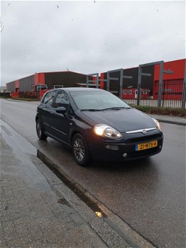 Fiat Punto Evo - 1.3 M-Jet Dynamic diesel 1.3 bouwjaar 2010 - 1