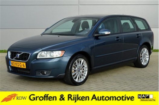 Volvo V50 - 1.8 Sport [NAVI-CRUISE-CLIMA-TREKH-USB-EL.STOEL] - 1