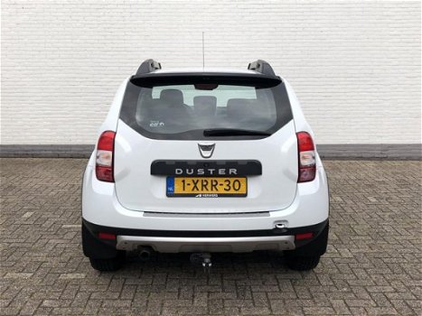 Dacia Duster - 1.2 TCe 4x2 Lauréate Airco/Bullbar/Sidebars/Trekhaak - 1