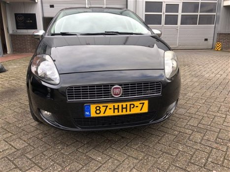 Fiat Grande Punto - 1.4-16V T-JET Carbon edition 120PK/NL Auto - 1