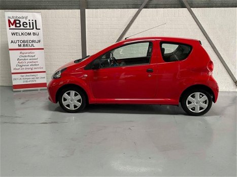 Toyota Aygo - 1.0-12V Access 107017 NAP nieuwe APK Dealer onderhouden - 1