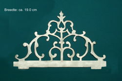 HANDGEZAAGD belhek breed ca. 19,0 cm. (Art.Nr. C01-110)