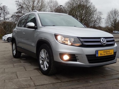 Volkswagen Tiguan - 1.4 TSI Sport&Style *PANODAK*LEDER*NAVI*TREKHAAK - 1