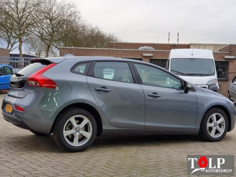 Volvo V40 - D2 Business - 1