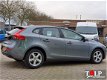 Volvo V40 - D2 Business - 1 - Thumbnail