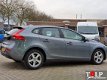 Volvo V40 - D2 Business - 1 - Thumbnail