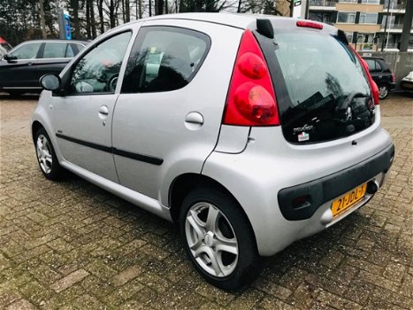 Peugeot 107 - 1.0-12V Sublime *5 DRS*STUURBEKR*AIRCO.*ELLEK.PAKKET.*BOEKJES*NAP*LM.VELG - 1