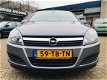 Opel Astra - 1.9 CDTi Executive 101PK*5DRS*AIRCO*NAVI.*M.FUNCTIE STUUR*STUURBEKR.*ELLEK PAKKET*NAP - 1 - Thumbnail