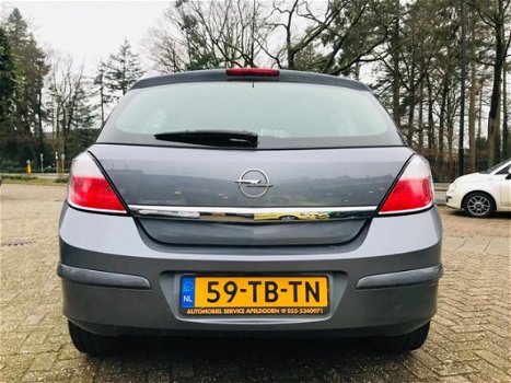 Opel Astra - 1.9 CDTi Executive 101PK*5DRS*AIRCO*NAVI.*M.FUNCTIE STUUR*STUURBEKR.*ELLEK PAKKET*NAP - 1