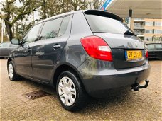 Skoda Fabia - 1.4-16V Ambiente *5 DRS*STUURBEKR*AIRCO.*ELLEK.PAKKET.*BOEKJES*NAP