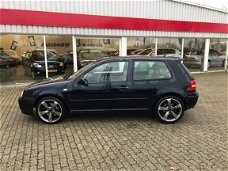 Volkswagen Golf - 2.3 V5 GTI