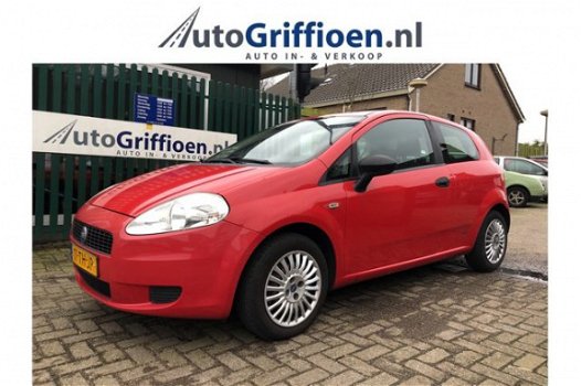 Fiat Grande Punto - 1.2 Sportsound Nieuwe APK bij aflevering - 1