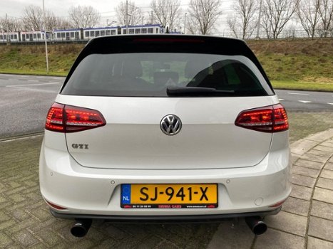 Volkswagen Golf - 2.0 TSI GTI - 320 pk - DSG - Navi - Xenon - 1