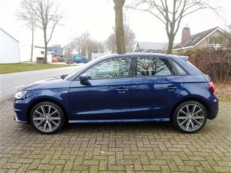 Audi A1 Sportback - 1.0 TFSI Adrenalin S-LINE AIRCO NAVIGATIE 17 INCH SPORTVELGEN - 1