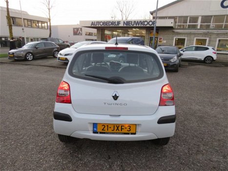 Renault Twingo - 1.2 Authentique NL auto, NAP, nette staat Nieuwjaars-sale - 1