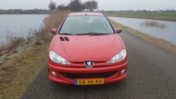 Peugeot 206 - 1.4 Forever - 1