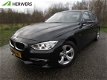 BMW 3-serie - 320i NAVI | LEDER | DEALERONDERH. | 1e EIGENAAR - 1 - Thumbnail