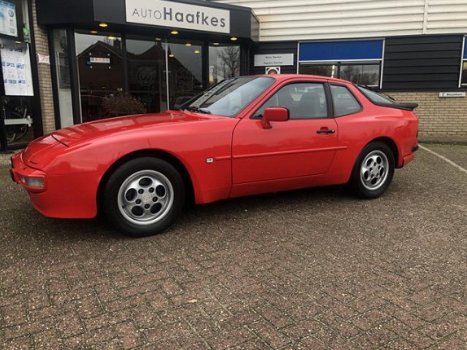 Porsche 944 - 2.5 Coupé Slechts 3 eigenaren. Gehele historie aanwezig. Zeer unieke auto welke alleen - 1