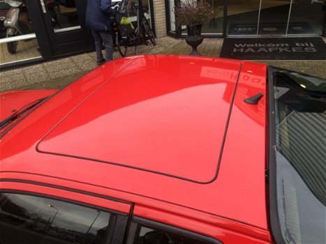 Porsche 944 - 2.5 Coupé Slechts 3 eigenaren. Gehele historie aanwezig. Zeer unieke auto welke alleen - 1