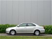 Toyota Avensis - 1.8 VVTi Linea Terra _@ NL-Auto Dealer-Oh - 1 - Thumbnail