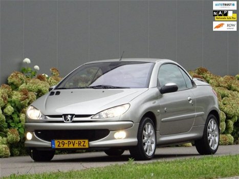 Peugeot 206 CC - 1.6 16v Roland Garros Leer NL-Auto Clima - 1