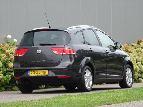 Seat Altea XL - 1.6 Highline Sport _@ Clima NL-Auto - 1