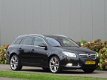 Opel Insignia Sports Tourer - 2.8 T OPC 4x4 260Pk RECARO STOELEN - 1 - Thumbnail