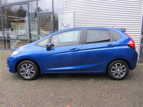 Honda Jazz - 1.3 i-VTEC 102pk COMFORT / NAVIGATIE / TREKHAAK - 1