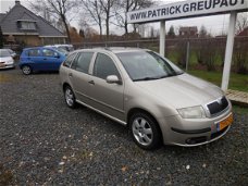 Skoda Fabia Combi - 2.0 Elegance