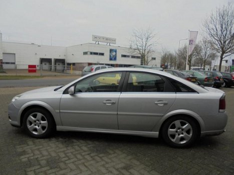 Opel Vectra GTS - 1.8-16V Business GTS|NAVI|AIRCO|CRUISECONTROL|NAP|APK03-2020 - 1