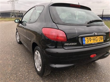 Peugeot 206 - 1.4 XT Zwart - 1