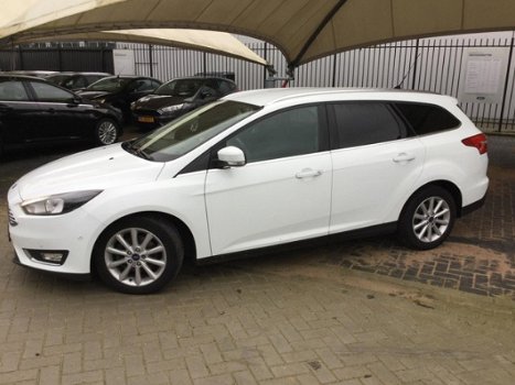 Ford Focus - 1.0 EcoBoost 125pk Titanium - 1