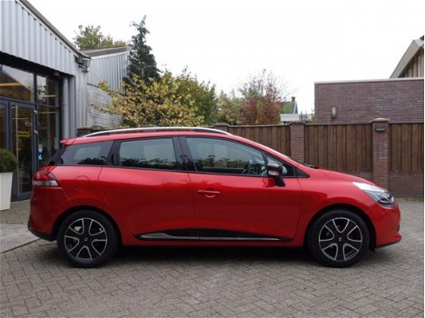 Renault Clio Estate - 0.9 TCe Expression 90 Pk Airco Navi 135 dkm Nap - 1