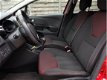 Renault Clio Estate - 0.9 TCe Expression 90 Pk Airco Navi 135 dkm Nap - 1 - Thumbnail