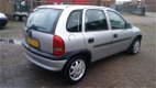 Opel Corsa - 1.4i-16V CDX - 1 - Thumbnail