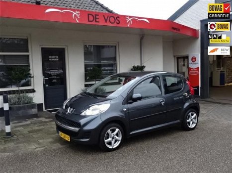 Peugeot 107 - 1.0-12V XS - 1