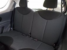 Toyota Aygo - 1.0-12V + NIEUWE APK