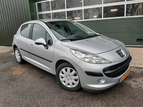 Peugeot 207 - 1.4-16V Color-line Airco - 1