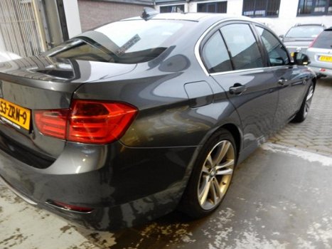 BMW 3-serie - 320i Upgrade Edition - 1