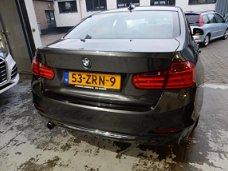 BMW 3-serie - 320i Upgrade Edition