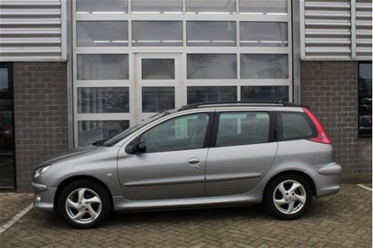 Peugeot 206 SW - 1.6-16V Griffe Leder Climate N.A.P - 1