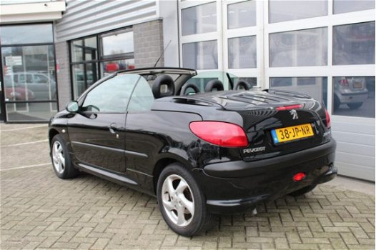 Peugeot 206 CC - 1.6-16V Leder Automaat Climate N.A.P - 1