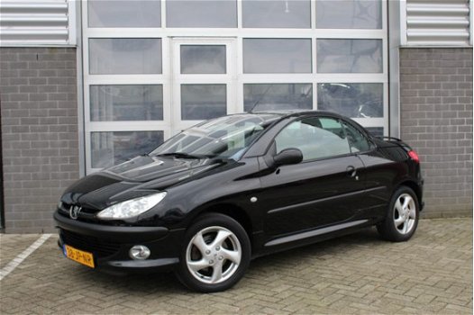 Peugeot 206 CC - 1.6-16V Leder Automaat Climate N.A.P - 1