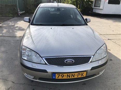 Ford Mondeo - 1.8-16V First Edition - 1