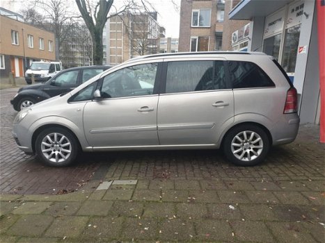 Opel Zafira - 1.6 Executive 7Pers NAVI LEDER CRUISE - 1