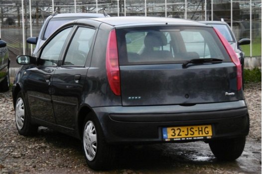 Fiat Punto - 1.2 ELX BJ2002 5-DRS NAP/AIRCO/ELEKRAM/1JR APK - 1